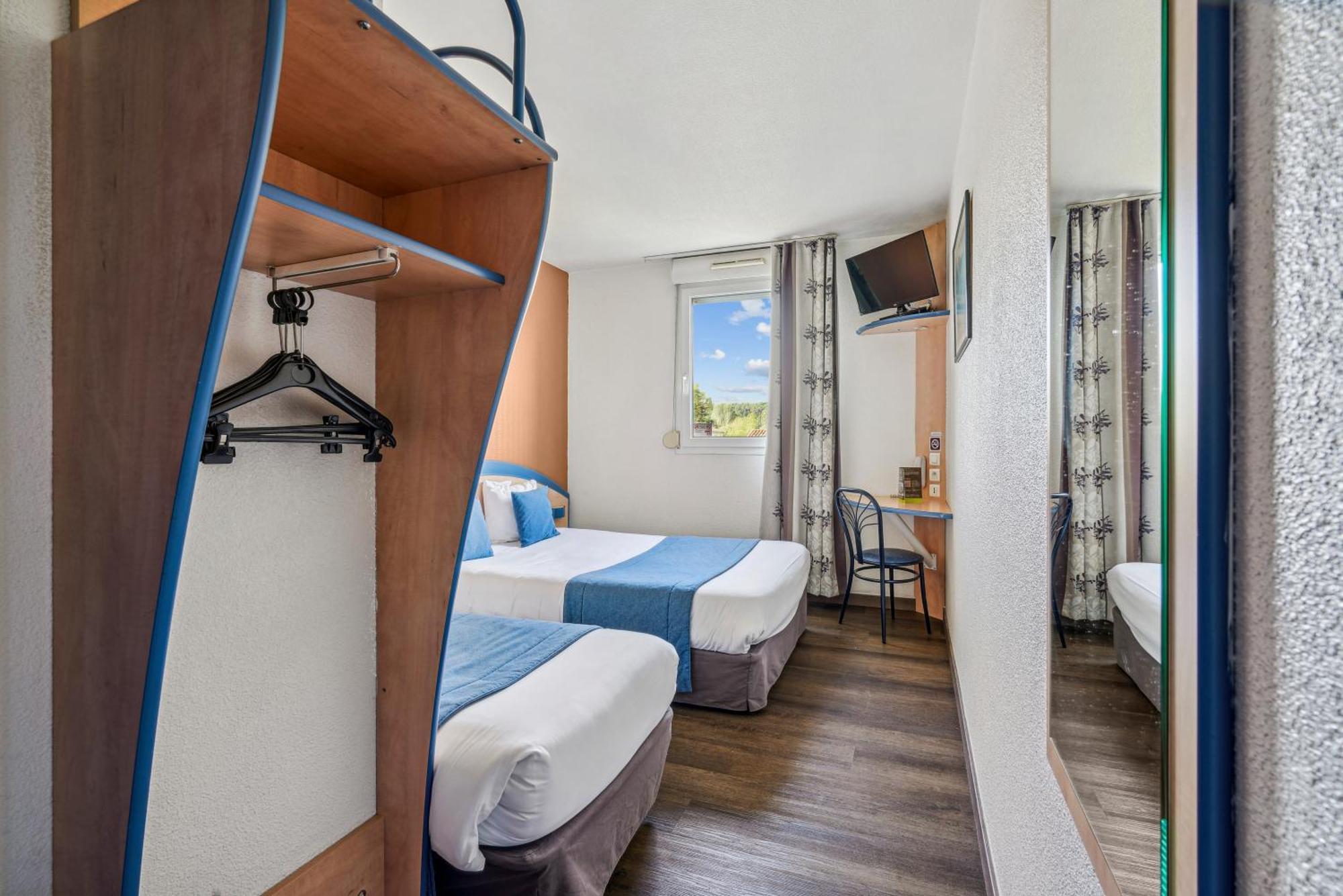 Hotel Akena Chateaurenard - Parc Des Expositions Avignon エクステリア 写真